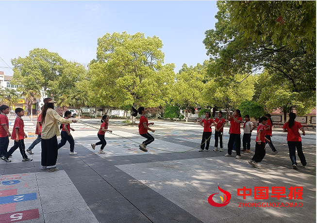 1745647767108822.png 09跳大绳.png