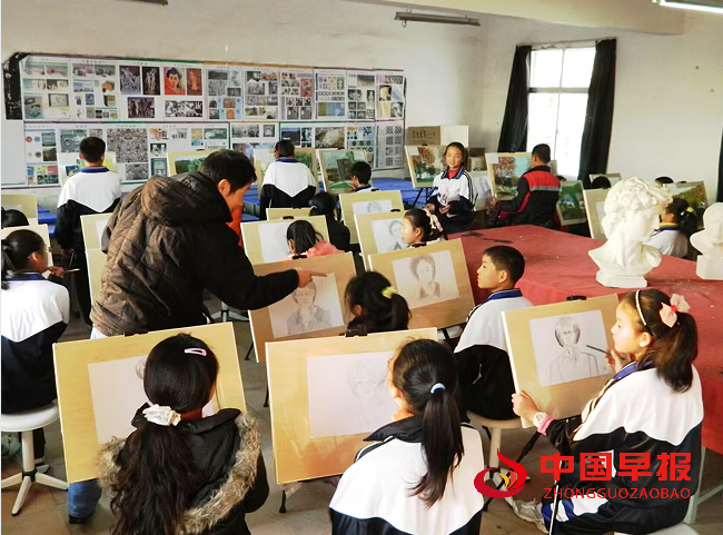 1747887377843171.png 2.png