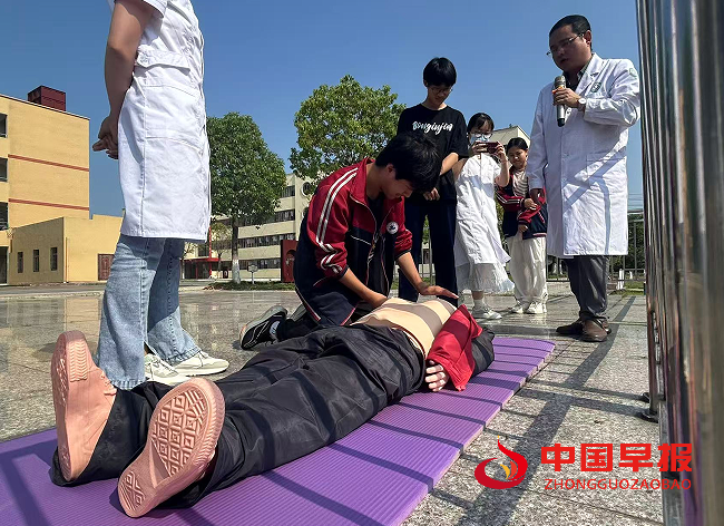 1748510924163461.png 1.png