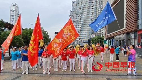 龙腾万达展风华 福满宜昌迎盛夏(图1) 龙腾万达展风华 福满宜昌迎盛夏(图1)