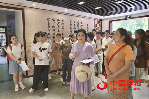 “书香花溪·悦读悦行”——巴金先生《憩园》读书分享会举办(图1) “书香花溪·悦读悦行”——巴金先生《憩园》读书分享会举办(图1)