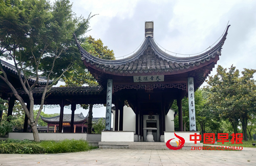 名家王泓君作品镌刻虎丘,艺术瑰宝辉映千年名胜(图1) 名家王泓君作品镌刻虎丘,艺术瑰宝辉映千年名胜(图1)