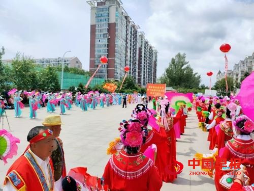 黑龙江省助老志愿者协会秧歌委员会成功举办“庆七一颂党恩”黑龙江省秧歌大会(图3) 黑龙江省助老志愿者协会秧歌委员会成功举办“庆七一颂党恩”黑龙江省秧歌大会(图3)