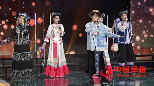 布依族音乐人龙智祥参加《新歌来啦》录制(图2)