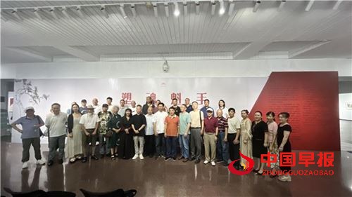 非遗活化新样本:黄志棠石湾陶塑原作展亮相宜昌(图6) 非遗活化新样本:黄志棠石湾陶塑原作展亮相宜昌(图6)