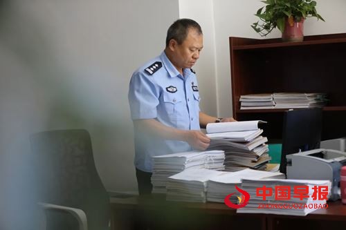 公安执法的把脉人——孙慧武(图3) 公安执法的把脉人——孙慧武(图3)