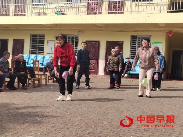 1761882227815448.jpg 黄龙中心福利院重阳节活动3.jpg