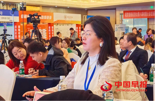 杨爱祖在新疆第八届民办教育校长大会分享家庭教育行业赋能之道(图4) 杨爱祖在新疆第八届民办教育校长大会分享家庭教育行业赋能之道(图4)